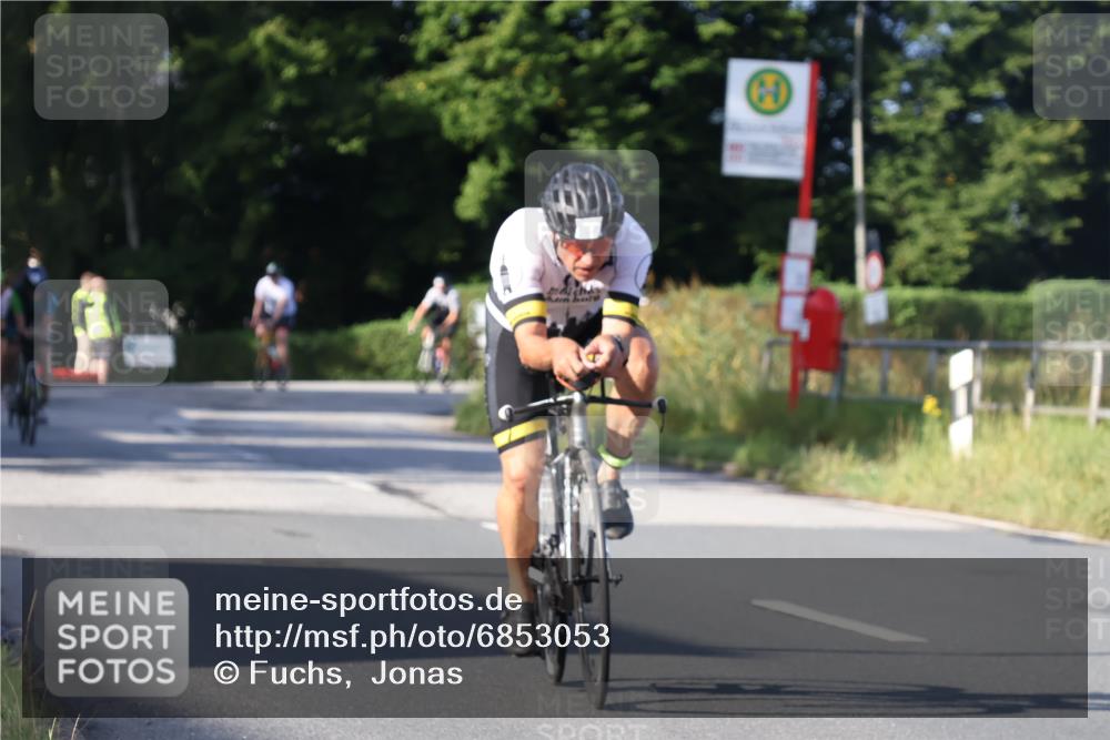 25.08.2024 - Elbe Triathlon Hamburg Fuchs,  Jonas http://msf.ph/oto/6853053 25.08.2024 09:16:28 Radfahren 67, 330, 101, 72, 127, 118 meine-sportfotos.de