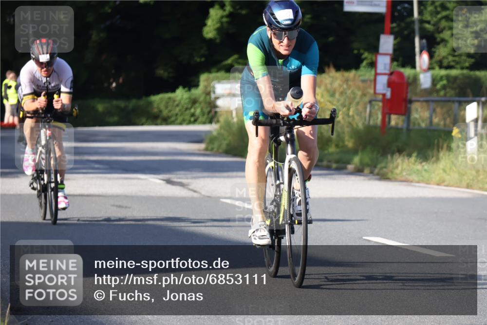 25.08.2024 - Elbe Triathlon Hamburg Fuchs,  Jonas http://msf.ph/oto/6853111 25.08.2024 09:16:32 Radfahren 72, 127, 118, 254, 123, 173, 314 meine-sportfotos.de