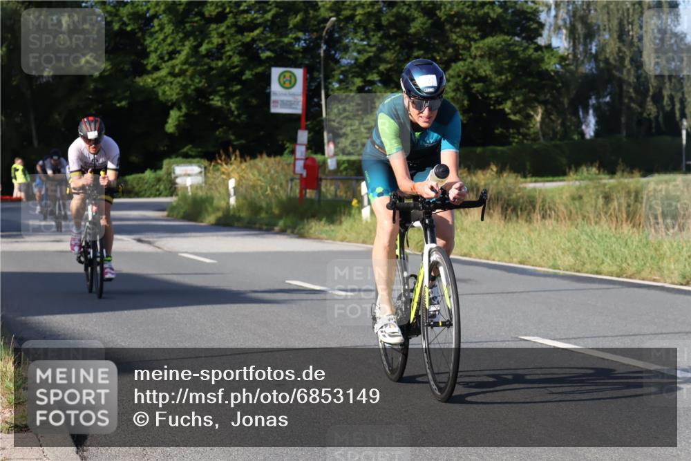 25.08.2024 - Elbe Triathlon Hamburg Fuchs,  Jonas http://msf.ph/oto/6853149 25.08.2024 09:16:32 Radfahren 72, 127, 118, 254, 123, 173, 314 meine-sportfotos.de