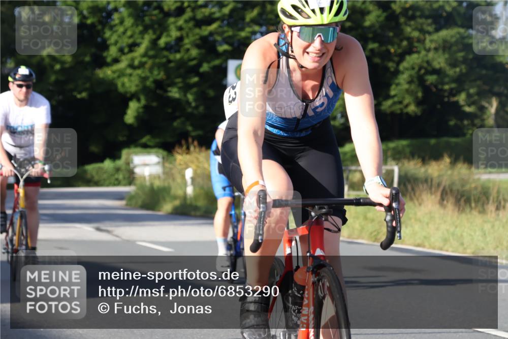 25.08.2024 - Elbe Triathlon Hamburg Fuchs,  Jonas http://msf.ph/oto/6853290 25.08.2024 09:16:36 Radfahren 127, 118, 254, 123, 173, 314 meine-sportfotos.de