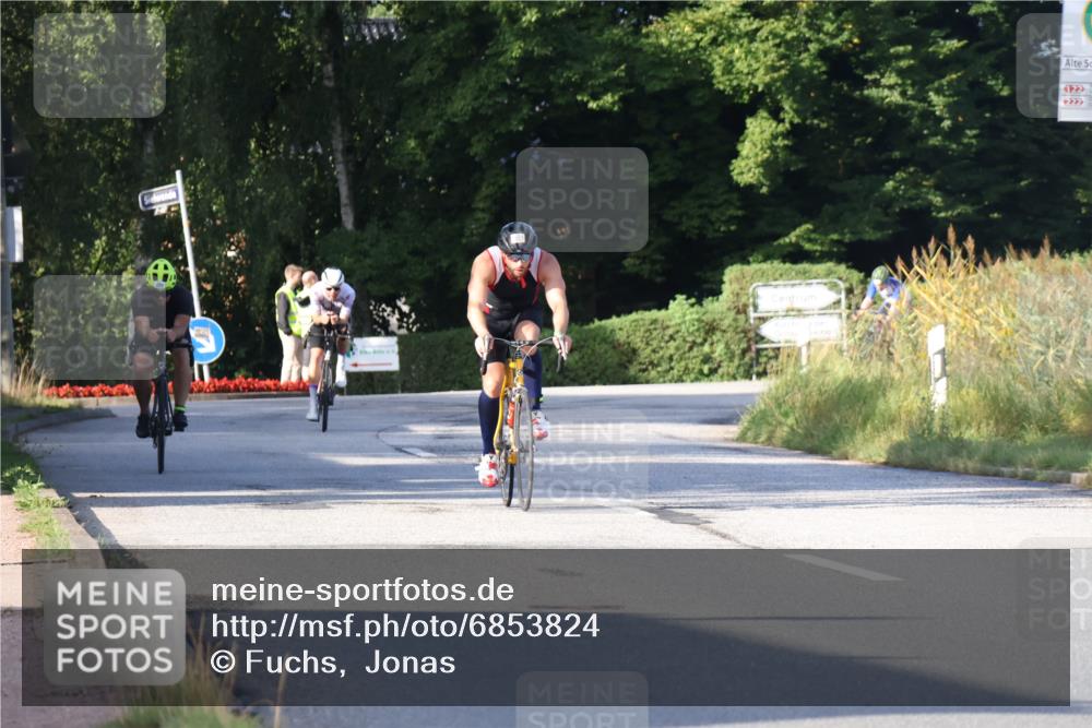 25.08.2024 - Elbe Triathlon Hamburg Fuchs,  Jonas http://msf.ph/oto/6853824 25.08.2024 09:17:39 Radfahren 257, 1851, 289, 323 meine-sportfotos.de