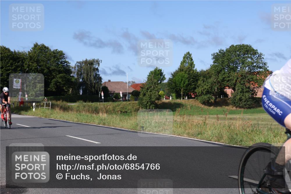 25.08.2024 - Elbe Triathlon Hamburg Fuchs,  Jonas http://msf.ph/oto/6854766 25.08.2024 09:17:49 Radfahren 289, 323, 265, 71 meine-sportfotos.de