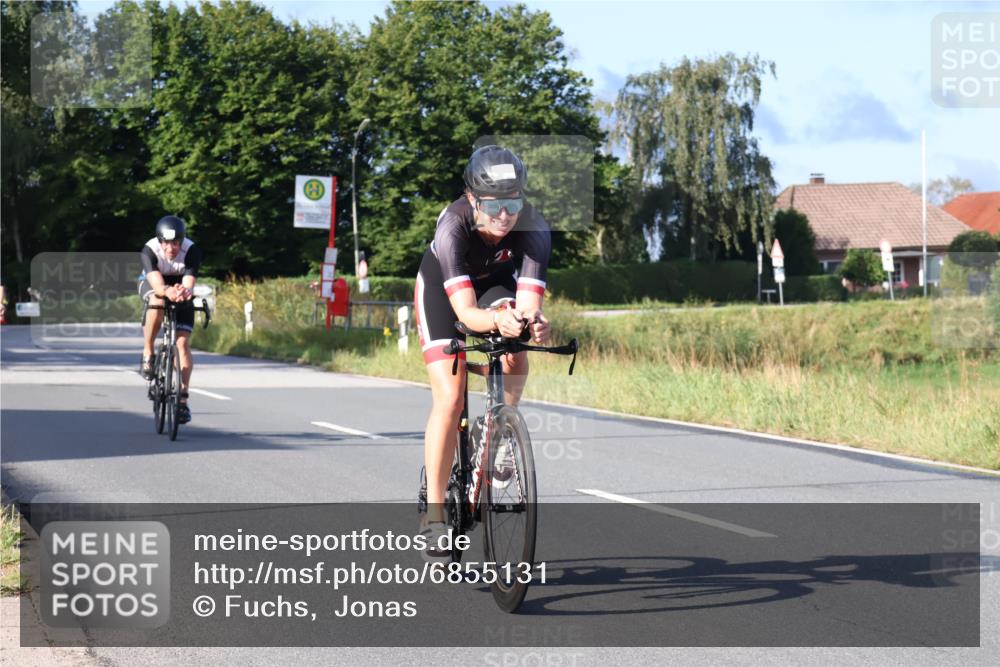 25.08.2024 - Elbe Triathlon Hamburg Fuchs,  Jonas http://msf.ph/oto/6855131 25.08.2024 09:18:12 Radfahren 391, 326, 107, 339, 234 meine-sportfotos.de