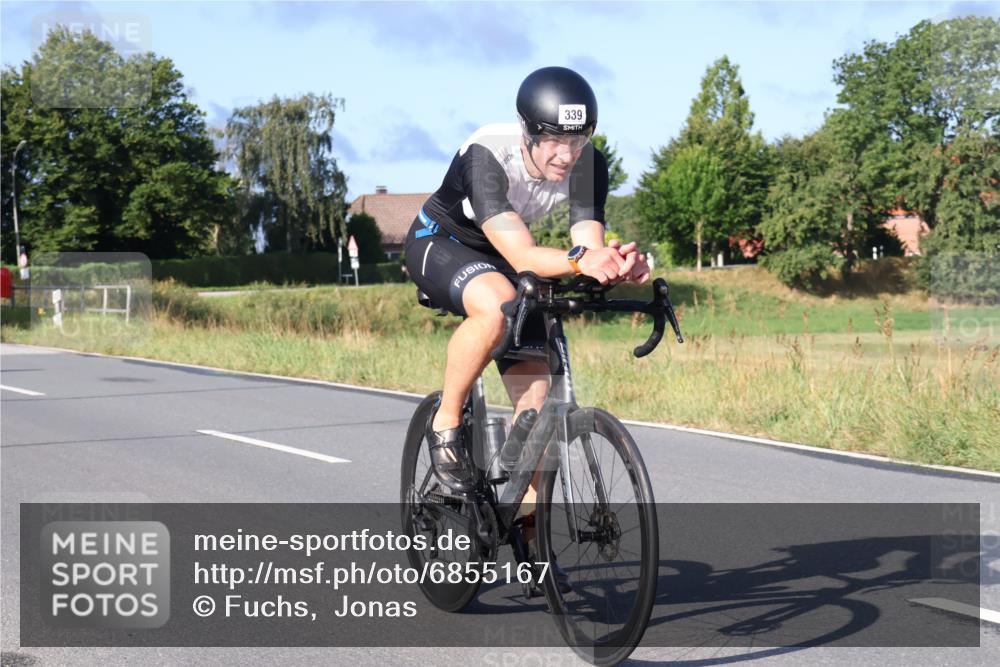 25.08.2024 - Elbe Triathlon Hamburg Fuchs,  Jonas http://msf.ph/oto/6855167 25.08.2024 09:18:14 Radfahren 391, 326, 107, 339, 234 meine-sportfotos.de
