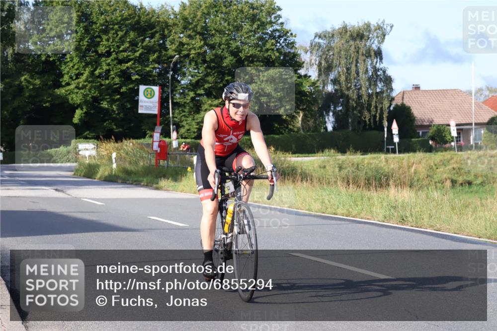 25.08.2024 - Elbe Triathlon Hamburg Fuchs,  Jonas http://msf.ph/oto/6855294 25.08.2024 09:18:30 Radfahren 119, 228, 73, 50 meine-sportfotos.de