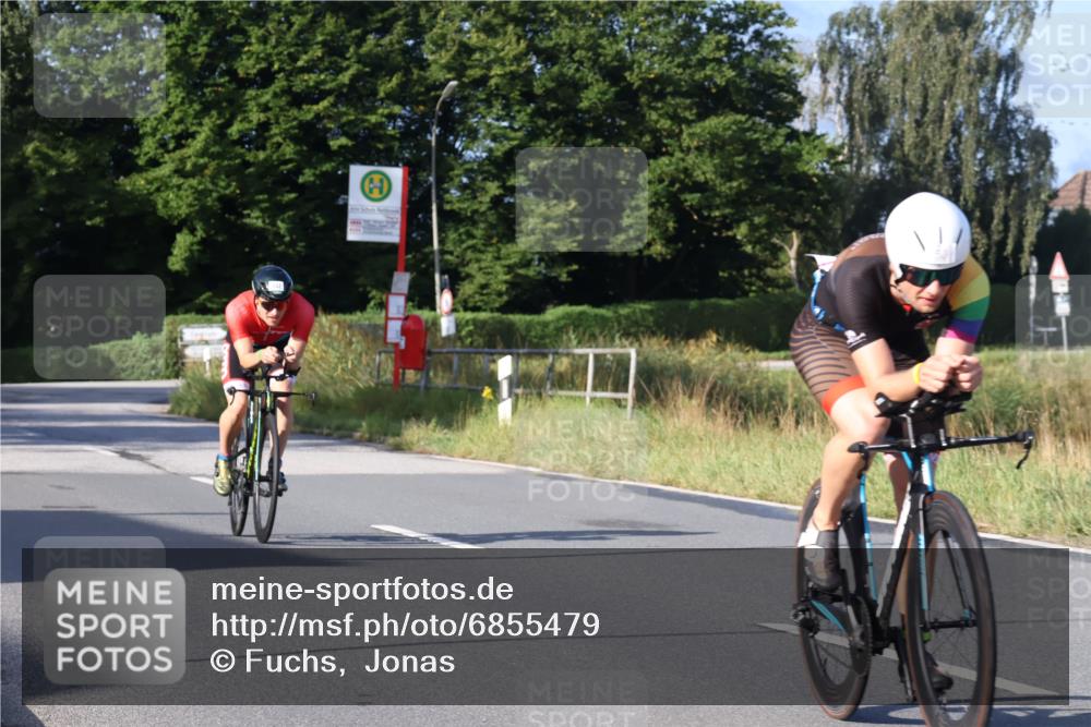25.08.2024 - Elbe Triathlon Hamburg Fuchs,  Jonas http://msf.ph/oto/6855479 25.08.2024 09:18:37 Radfahren 228, 73, 50, 242 meine-sportfotos.de