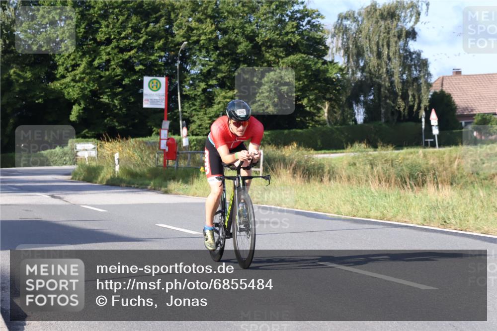 25.08.2024 - Elbe Triathlon Hamburg Fuchs,  Jonas http://msf.ph/oto/6855484 25.08.2024 09:18:37 Radfahren 228, 73, 50, 242 meine-sportfotos.de