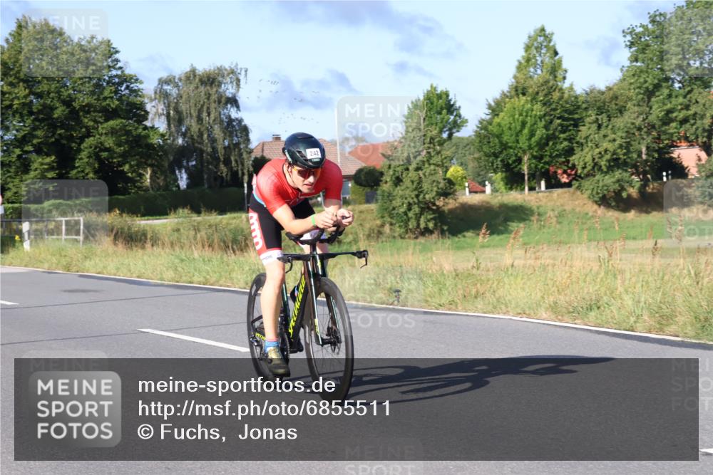 25.08.2024 - Elbe Triathlon Hamburg Fuchs,  Jonas http://msf.ph/oto/6855511 25.08.2024 09:18:38 Radfahren 228, 73, 50, 242 meine-sportfotos.de