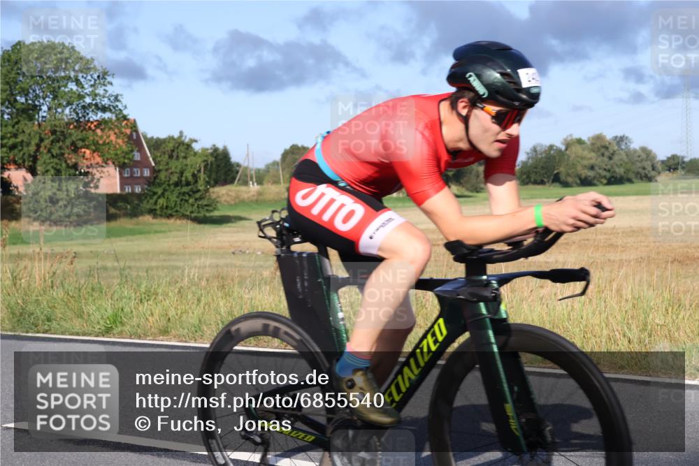 25.08.2024 - Elbe Triathlon Hamburg Fuchs,  Jonas http://msf.ph/oto/6855540 25.08.2024 09:18:38 Radfahren 228, 73, 50, 242 meine-sportfotos.de