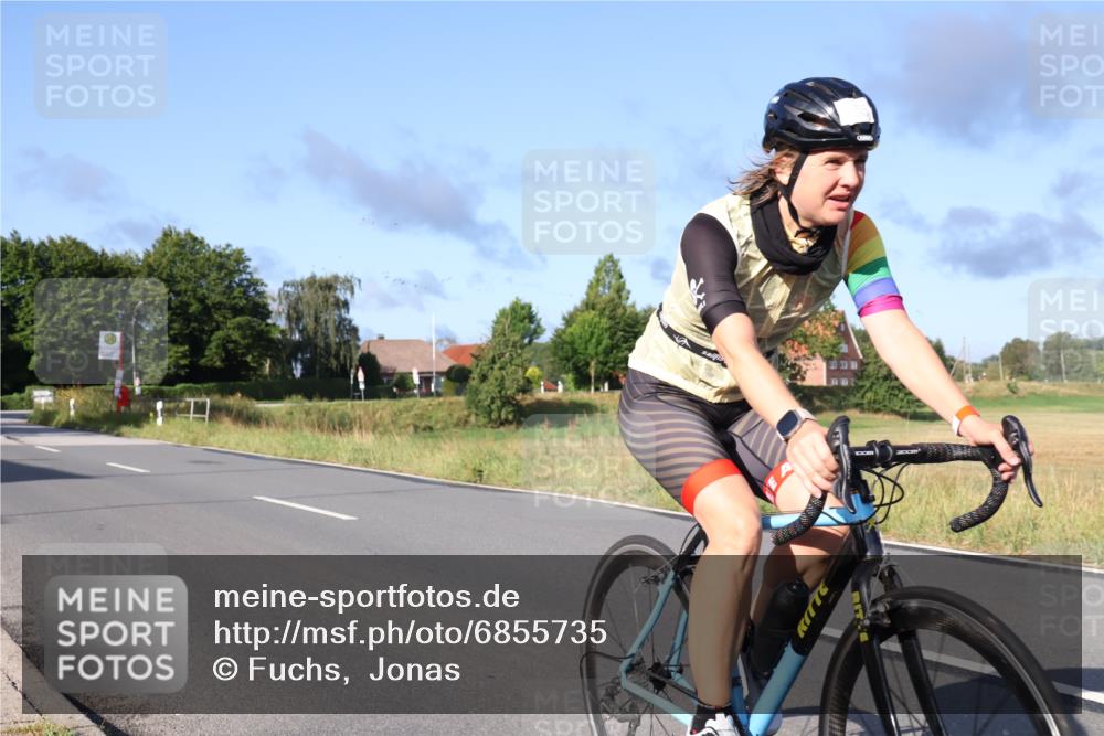25.08.2024 - Elbe Triathlon Hamburg Fuchs,  Jonas http://msf.ph/oto/6855735 25.08.2024 09:18:59 Radfahren 164, 345, 200, 156, 155 meine-sportfotos.de