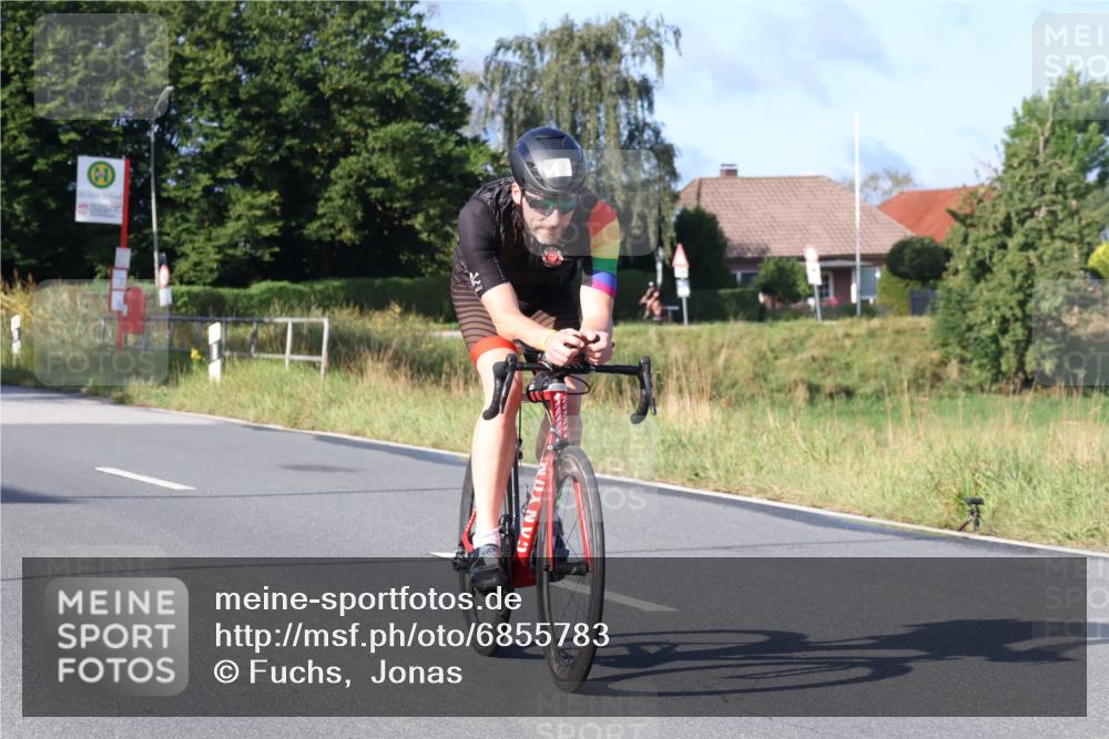25.08.2024 - Elbe Triathlon Hamburg Fuchs,  Jonas http://msf.ph/oto/6855783 25.08.2024 09:19:06 Radfahren 53, 139, 176 meine-sportfotos.de