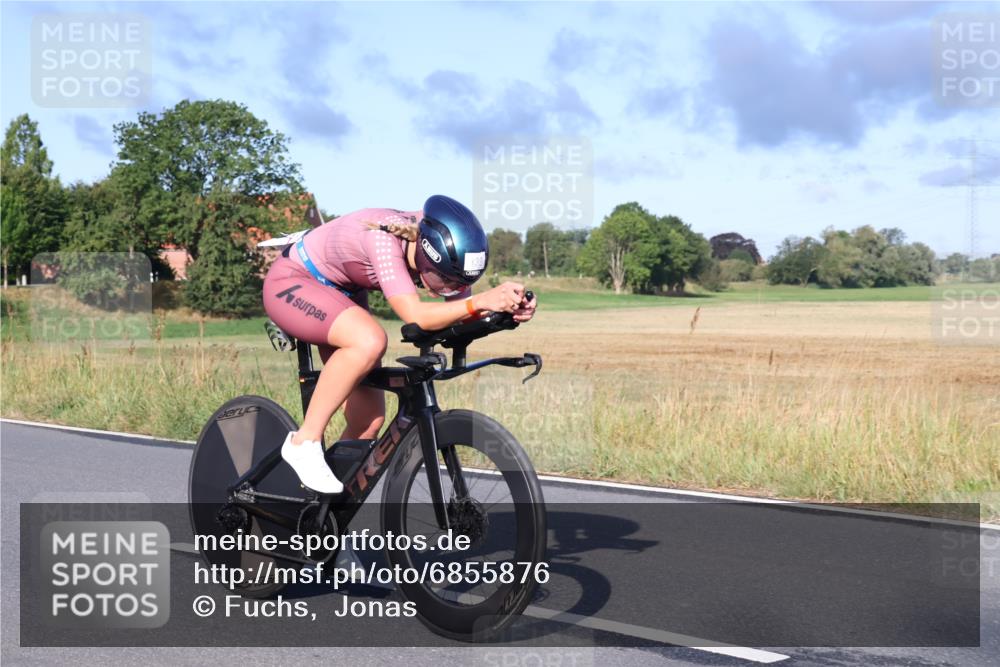 25.08.2024 - Elbe Triathlon Hamburg Fuchs,  Jonas http://msf.ph/oto/6855876 25.08.2024 09:19:12 Radfahren 53, 139, 176, 243, 268 meine-sportfotos.de