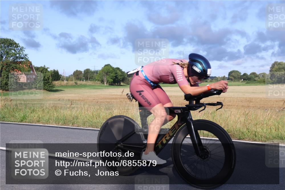 25.08.2024 - Elbe Triathlon Hamburg Fuchs,  Jonas http://msf.ph/oto/6855879 25.08.2024 09:19:12 Radfahren 53, 139, 176, 243, 268 meine-sportfotos.de