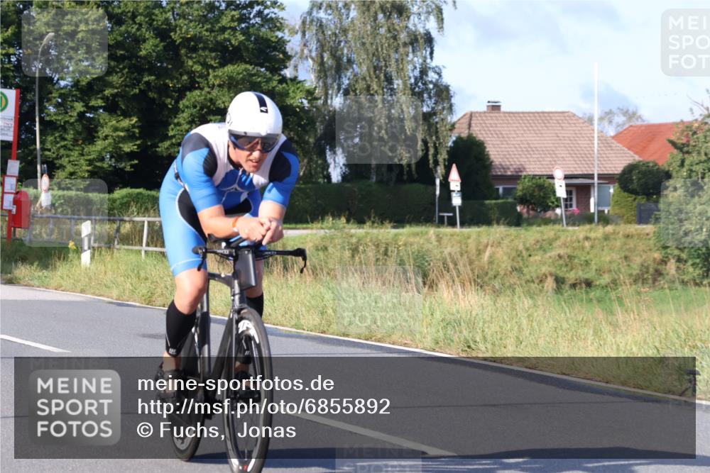 25.08.2024 - Elbe Triathlon Hamburg Fuchs,  Jonas http://msf.ph/oto/6855892 25.08.2024 09:19:13 Radfahren 139, 176, 243, 268, 396 meine-sportfotos.de