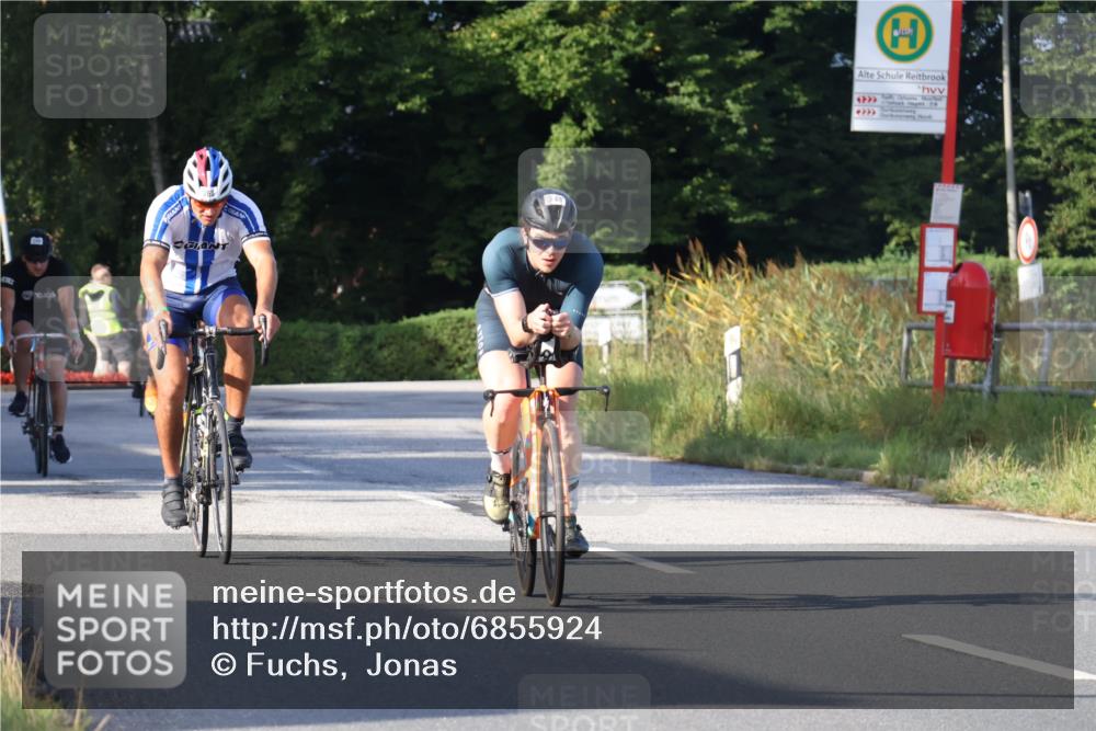 25.08.2024 - Elbe Triathlon Hamburg Fuchs,  Jonas http://msf.ph/oto/6855924 25.08.2024 09:19:16 Radfahren 139, 176, 243, 268, 396, 269, 319 meine-sportfotos.de