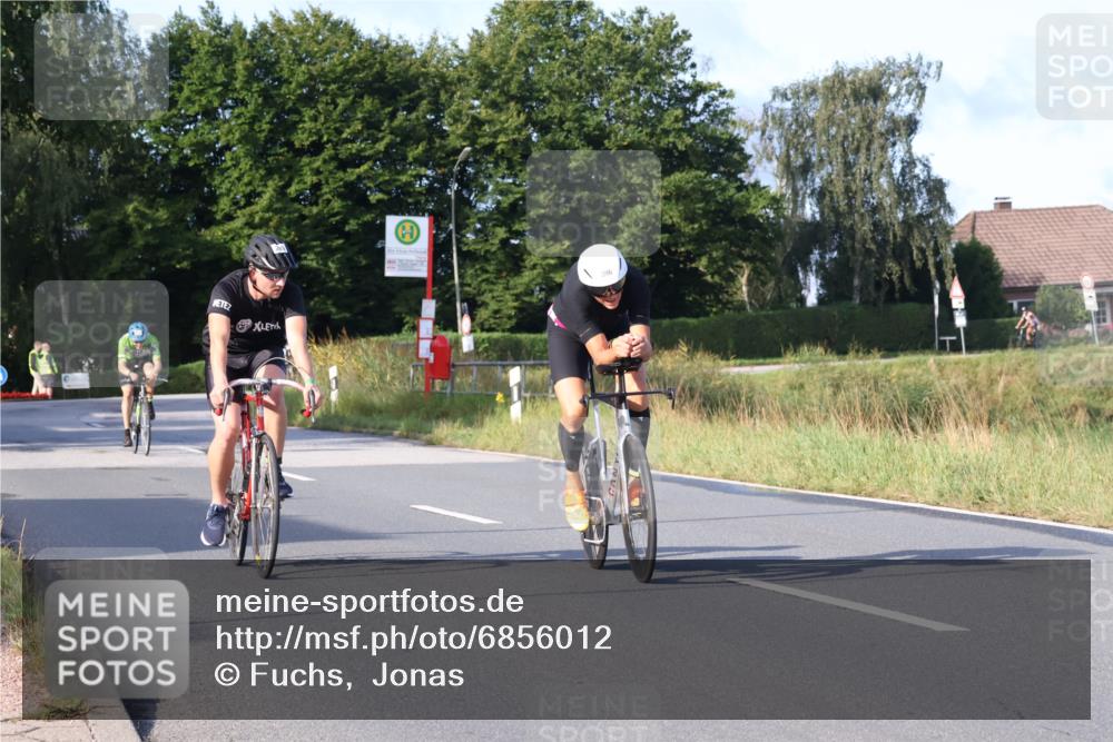 25.08.2024 - Elbe Triathlon Hamburg Fuchs,  Jonas http://msf.ph/oto/6856012 25.08.2024 09:19:20 Radfahren 243, 268, 396, 269, 319, 40 meine-sportfotos.de