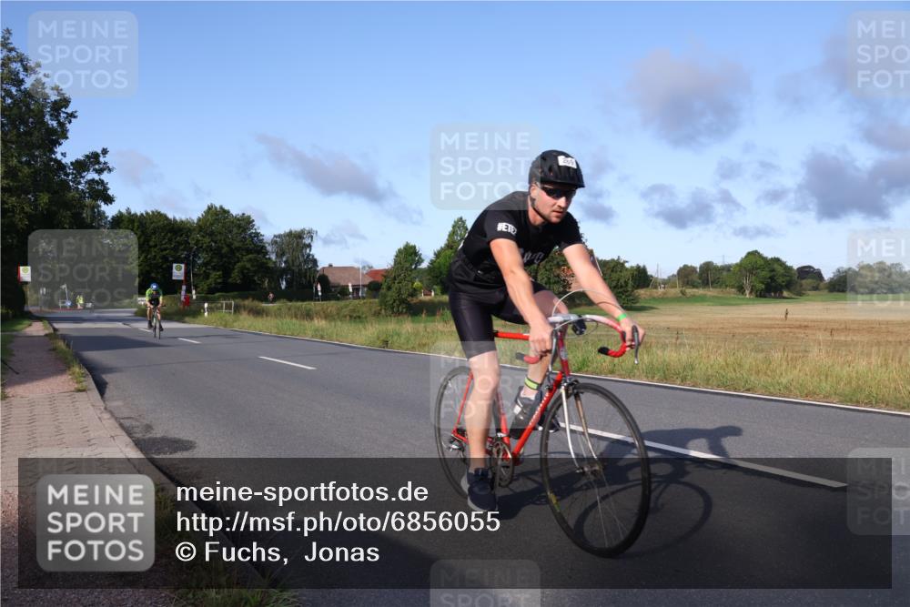 25.08.2024 - Elbe Triathlon Hamburg Fuchs,  Jonas http://msf.ph/oto/6856055 25.08.2024 09:19:21 Radfahren 243, 268, 396, 269, 319, 40 meine-sportfotos.de