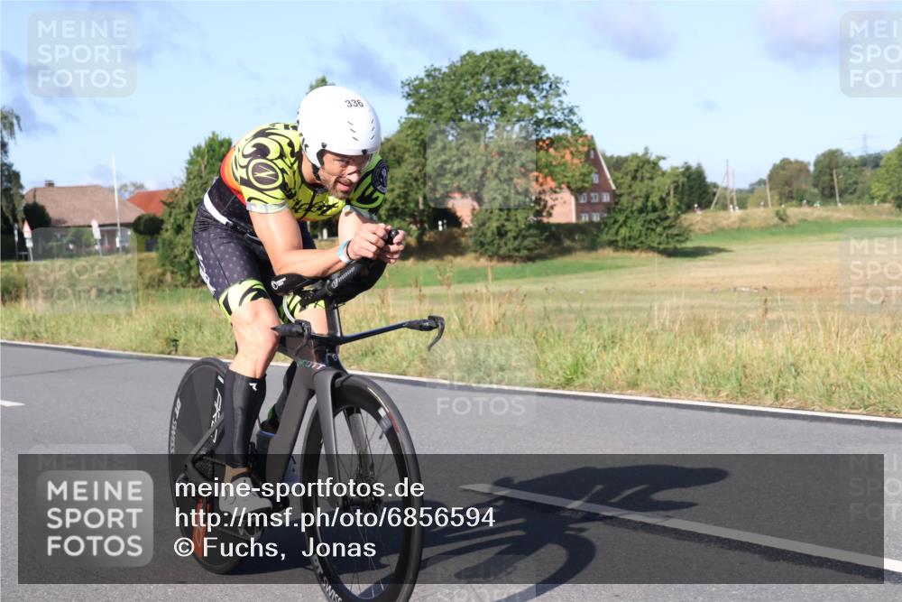 25.08.2024 - Elbe Triathlon Hamburg Fuchs,  Jonas http://msf.ph/oto/6856594 25.08.2024 09:20:08 Radfahren 232, 172, 336 meine-sportfotos.de