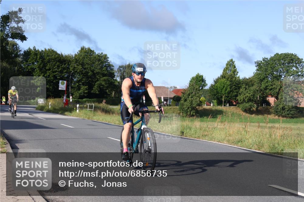 25.08.2024 - Elbe Triathlon Hamburg Fuchs,  Jonas http://msf.ph/oto/6856735 25.08.2024 09:20:17 Radfahren 263, 279, 322, 313 meine-sportfotos.de