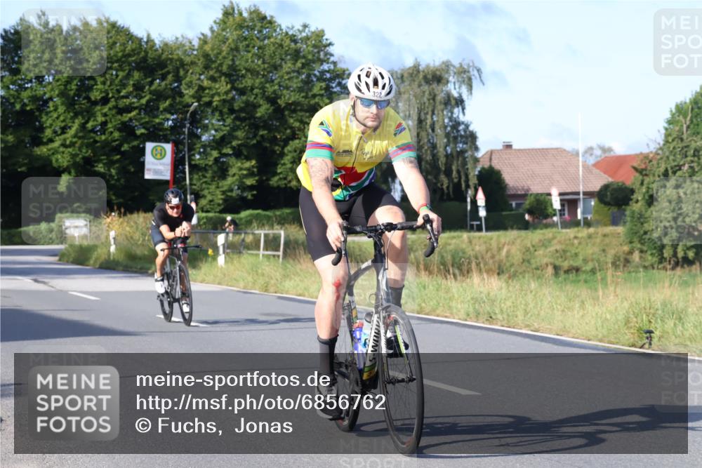 25.08.2024 - Elbe Triathlon Hamburg Fuchs,  Jonas http://msf.ph/oto/6856762 25.08.2024 09:20:19 Radfahren 263, 279, 322, 313 meine-sportfotos.de