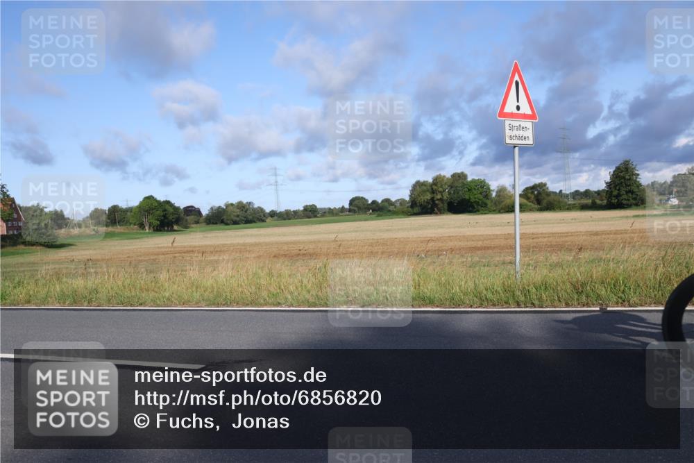 25.08.2024 - Elbe Triathlon Hamburg Fuchs,  Jonas http://msf.ph/oto/6856820 25.08.2024 09:20:21 Radfahren 263, 279, 322, 313 meine-sportfotos.de