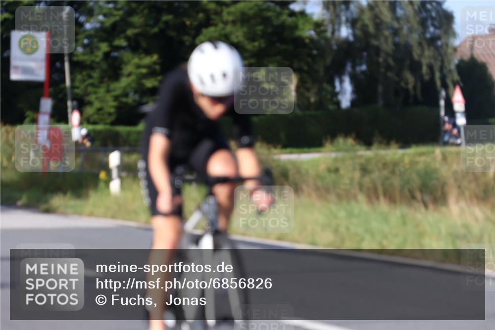 25.08.2024 - Elbe Triathlon Hamburg Fuchs,  Jonas http://msf.ph/oto/6856826 25.08.2024 09:20:29 Radfahren 109, 328, 274, 224, 316 meine-sportfotos.de