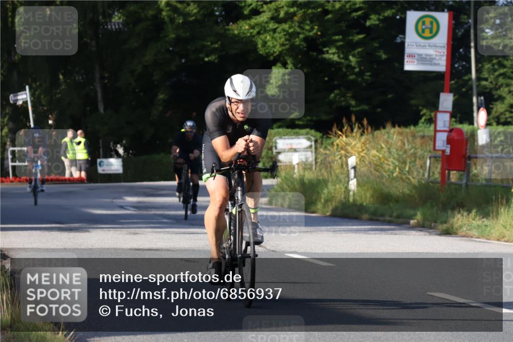 25.08.2024 - Elbe Triathlon Hamburg Fuchs,  Jonas http://msf.ph/oto/6856937 25.08.2024 09:20:36 Radfahren 328, 274, 224, 316, 159, 245, 80, 433 meine-sportfotos.de