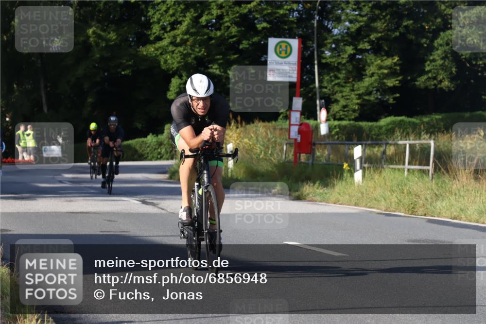 25.08.2024 - Elbe Triathlon Hamburg Fuchs,  Jonas http://msf.ph/oto/6856948 25.08.2024 09:20:36 Radfahren 328, 274, 224, 316, 159, 245, 80, 433 meine-sportfotos.de