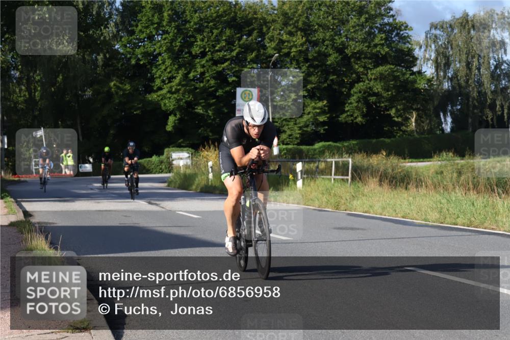 25.08.2024 - Elbe Triathlon Hamburg Fuchs,  Jonas http://msf.ph/oto/6856958 25.08.2024 09:20:37 Radfahren 274, 224, 316, 159, 245, 80, 433 meine-sportfotos.de