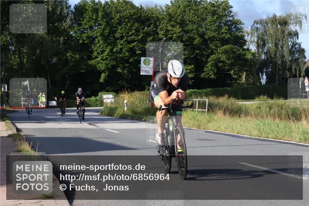 25.08.2024 - Elbe Triathlon Hamburg Fuchs,  Jonas http://msf.ph/oto/6856964 25.08.2024 09:20:37 Radfahren 274, 224, 316, 159, 245, 80, 433 meine-sportfotos.de