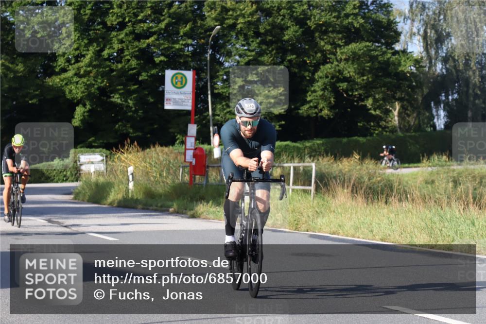 25.08.2024 - Elbe Triathlon Hamburg Fuchs,  Jonas http://msf.ph/oto/6857000 25.08.2024 09:20:39 Radfahren 316, 159, 245, 80, 433 meine-sportfotos.de