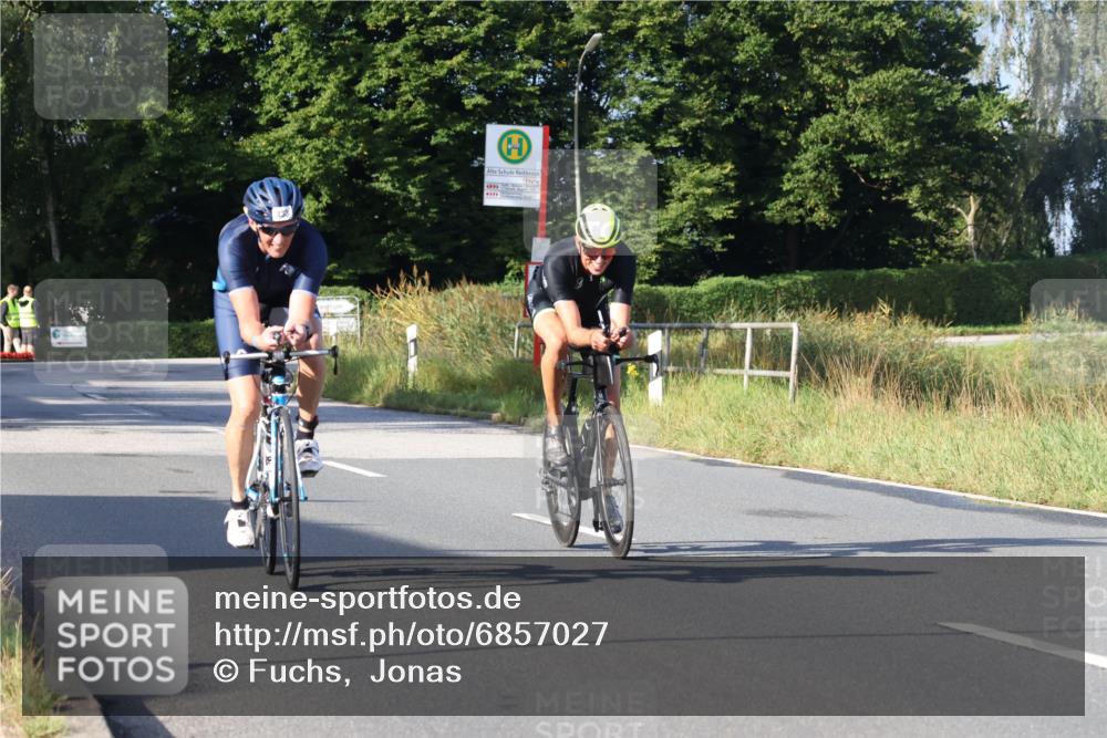 25.08.2024 - Elbe Triathlon Hamburg Fuchs,  Jonas http://msf.ph/oto/6857027 25.08.2024 09:20:40 Radfahren 316, 159, 245, 80, 433 meine-sportfotos.de