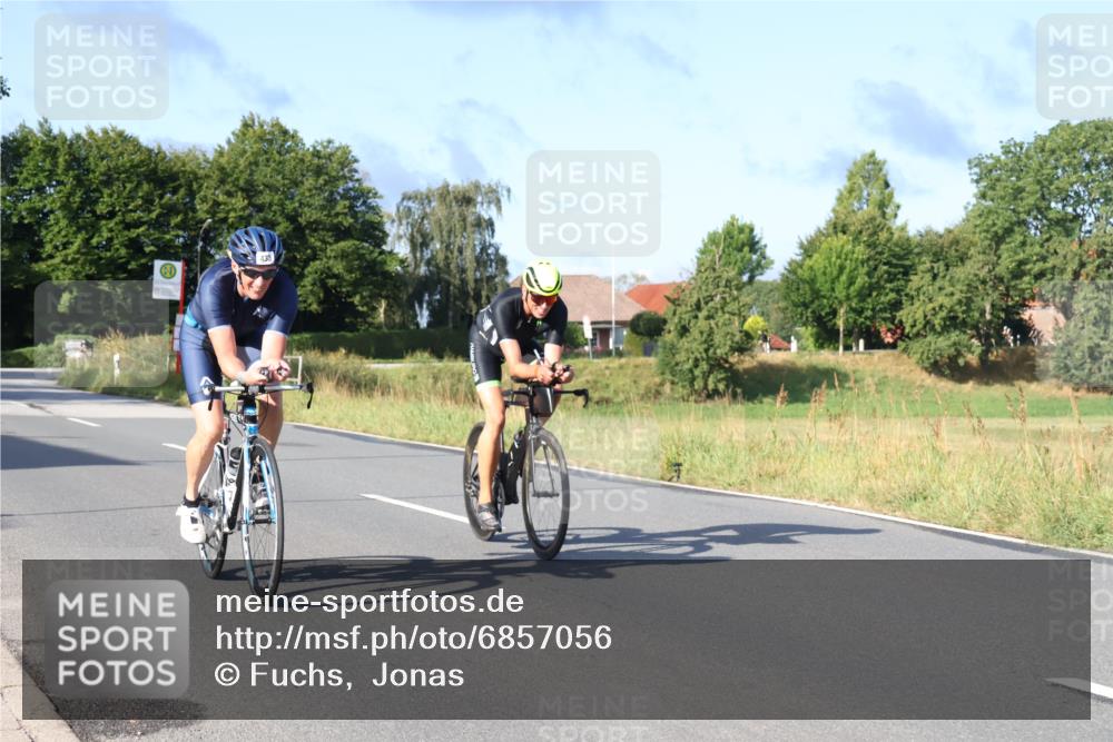25.08.2024 - Elbe Triathlon Hamburg Fuchs,  Jonas http://msf.ph/oto/6857056 25.08.2024 09:20:41 Radfahren 159, 245, 80, 433 meine-sportfotos.de