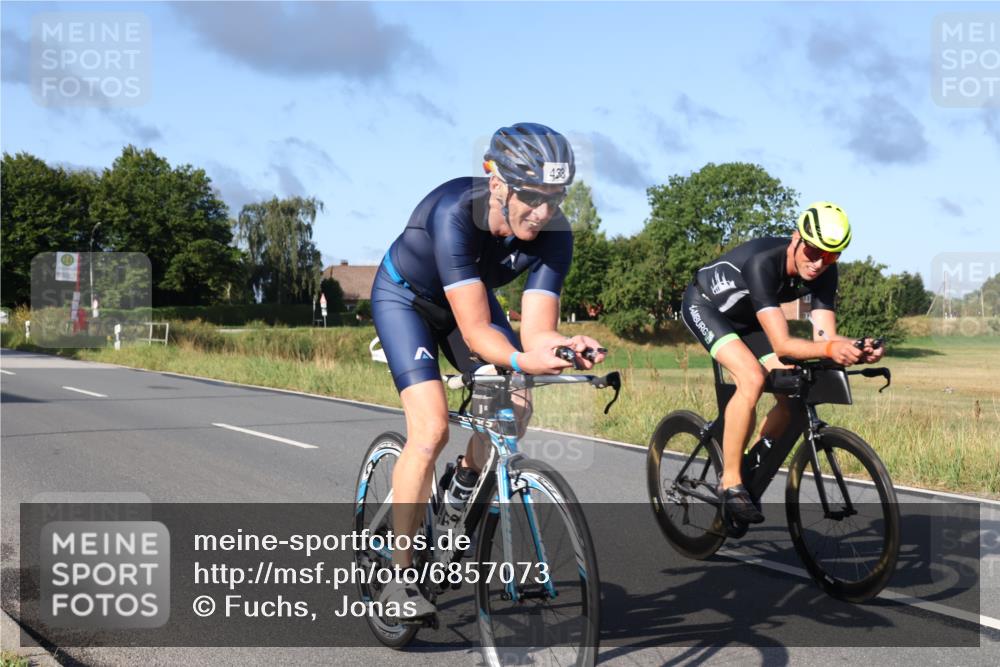 25.08.2024 - Elbe Triathlon Hamburg Fuchs,  Jonas http://msf.ph/oto/6857073 25.08.2024 09:20:42 Radfahren 159, 245, 80, 433, 424 meine-sportfotos.de