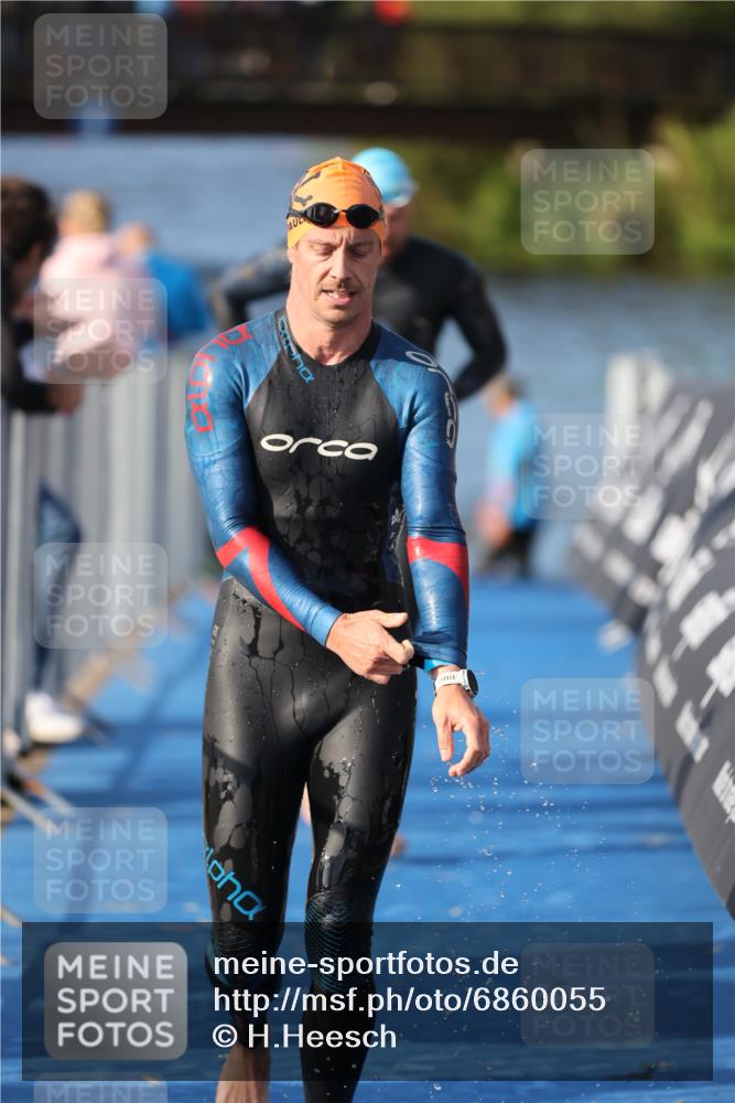 25.08.2024 - Elbe Triathlon Hamburg H.Heesch http://msf.ph/oto/6860055 25.08.2024 09:13:51 Schwimmen 340, 342, 349, 367, 408, 420, 440 meine-sportfotos.de