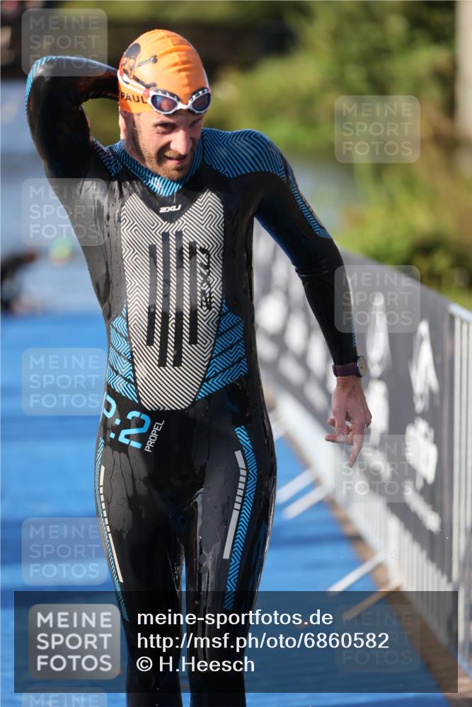 25.08.2024 - Elbe Triathlon Hamburg H.Heesch http://msf.ph/oto/6860582 25.08.2024 09:14:43 Schwimmen 338, 404, 414, 415, 419, 465 meine-sportfotos.de