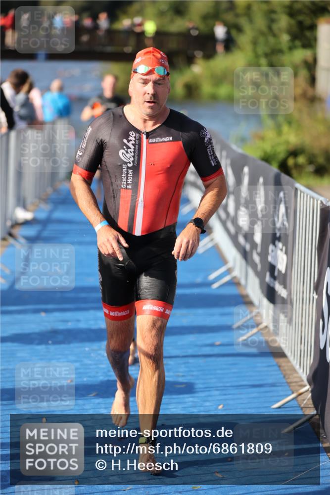 25.08.2024 - Elbe Triathlon Hamburg H.Heesch http://msf.ph/oto/6861809 25.08.2024 09:18:33 Schwimmen 333, 341, 355, 357, 361, 368, 374, 388, 406, 418 meine-sportfotos.de