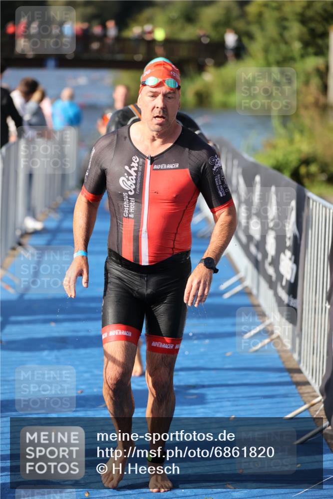 25.08.2024 - Elbe Triathlon Hamburg H.Heesch http://msf.ph/oto/6861820 25.08.2024 09:18:33 Schwimmen 333, 341, 355, 357, 361, 368, 374, 388, 406, 418 meine-sportfotos.de
