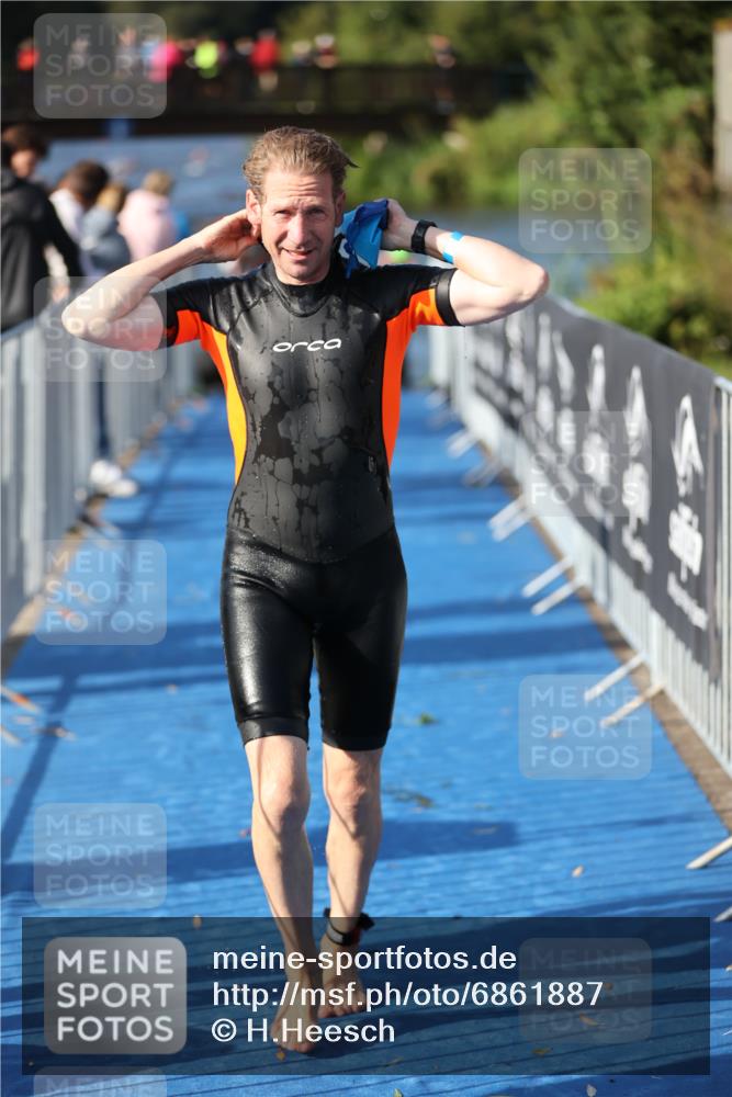25.08.2024 - Elbe Triathlon Hamburg H.Heesch http://msf.ph/oto/6861887 25.08.2024 09:18:39 Schwimmen 221, 333, 341, 355, 357, 374, 406, 418 meine-sportfotos.de