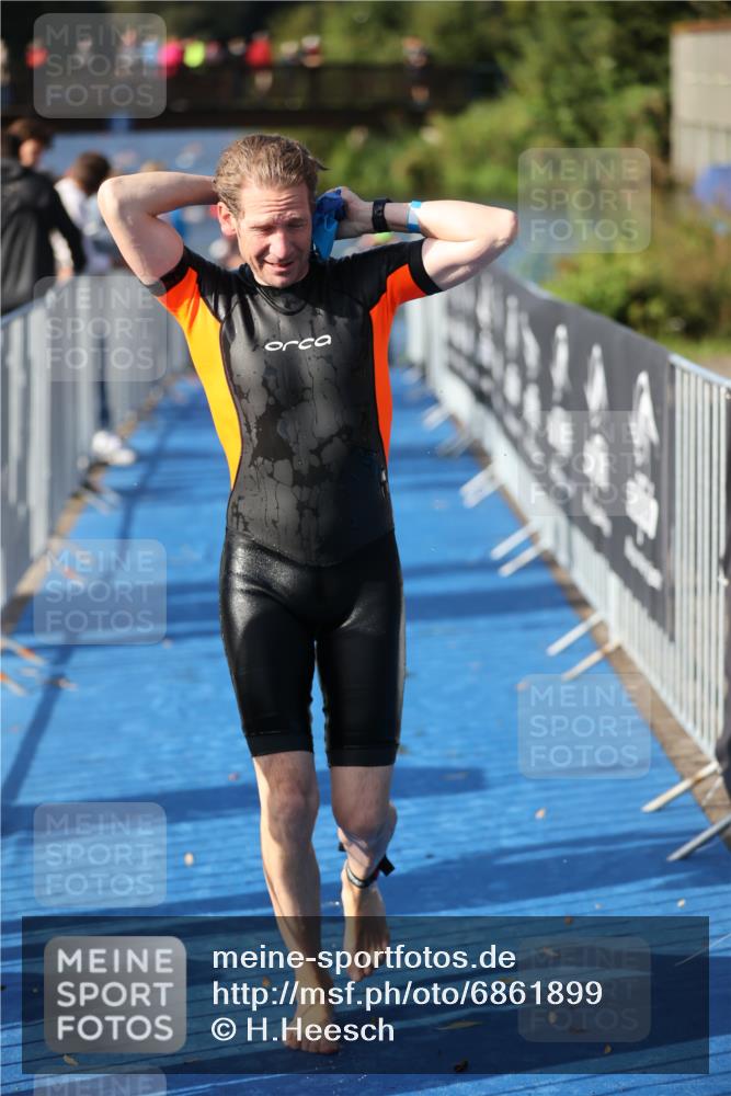 25.08.2024 - Elbe Triathlon Hamburg H.Heesch http://msf.ph/oto/6861899 25.08.2024 09:18:39 Schwimmen 221, 333, 341, 355, 357, 374, 406, 418 meine-sportfotos.de