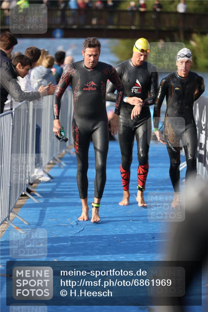 25.08.2024 - Elbe Triathlon Hamburg H.Heesch http://msf.ph/oto/6861969 25.08.2024 09:18:51 Schwimmen 221, 341, 355, 374, 376, 406, 407, 418, 528 meine-sportfotos.de