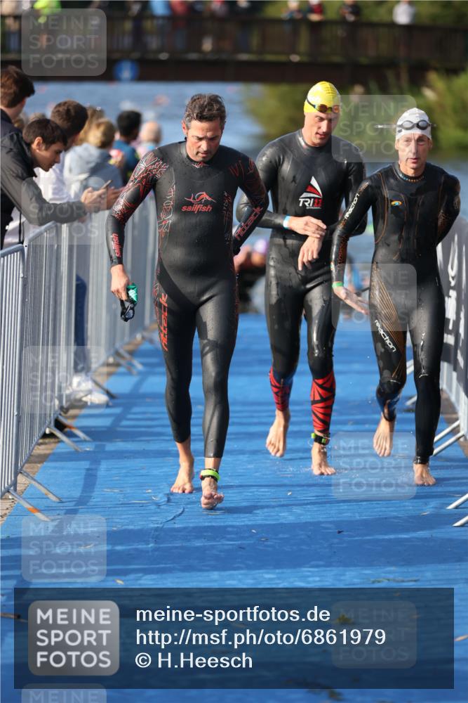 25.08.2024 - Elbe Triathlon Hamburg H.Heesch http://msf.ph/oto/6861979 25.08.2024 09:18:51 Schwimmen 221, 341, 355, 374, 376, 406, 407, 418, 528 meine-sportfotos.de