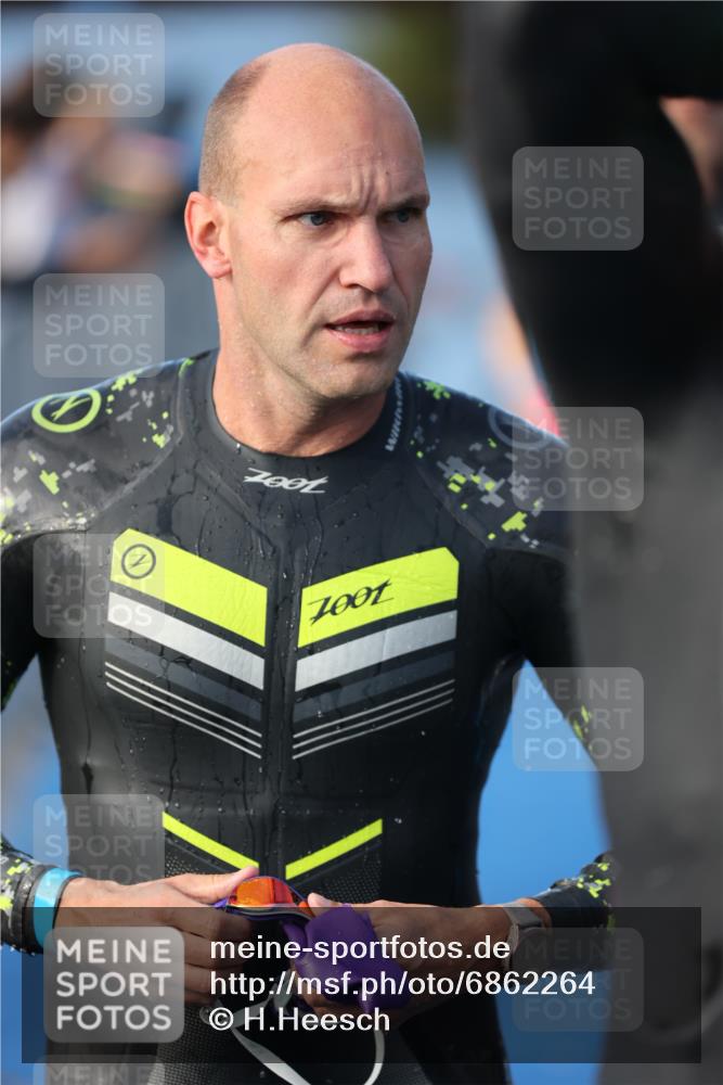 25.08.2024 - Elbe Triathlon Hamburg H.Heesch http://msf.ph/oto/6862264 25.08.2024 09:19:11 Schwimmen 221, 358, 376, 383, 397, 398, 400, 407, 431, 528 meine-sportfotos.de