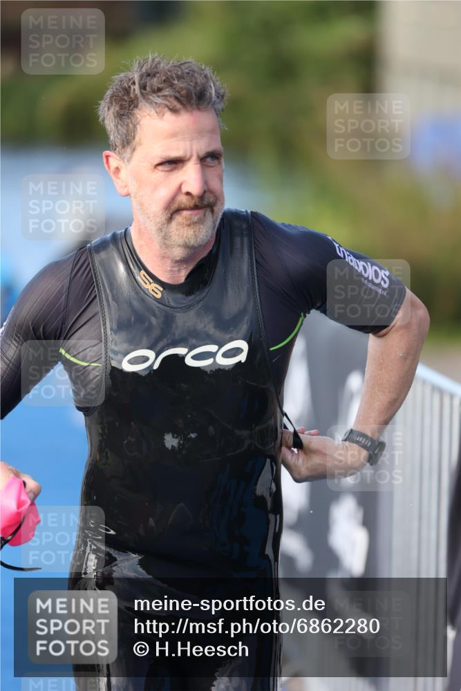 25.08.2024 - Elbe Triathlon Hamburg H.Heesch http://msf.ph/oto/6862280 25.08.2024 09:19:12 Schwimmen 214, 221, 358, 376, 383, 397, 398, 400, 407, 431, 528 meine-sportfotos.de