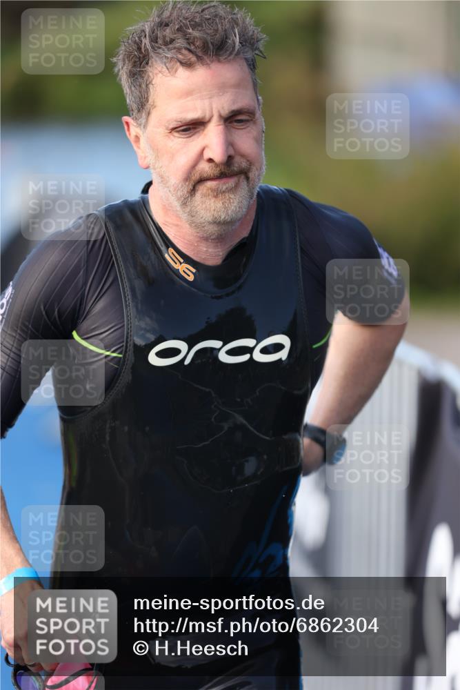 25.08.2024 - Elbe Triathlon Hamburg H.Heesch http://msf.ph/oto/6862304 25.08.2024 09:19:12 Schwimmen 214, 221, 358, 376, 383, 397, 398, 400, 407, 431, 528 meine-sportfotos.de