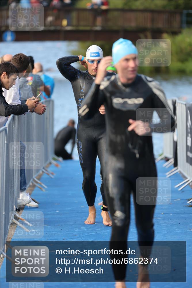 25.08.2024 - Elbe Triathlon Hamburg H.Heesch http://msf.ph/oto/6862374 25.08.2024 09:19:21 Schwimmen 214, 358, 366, 373, 376, 383, 397, 398, 400, 407, 431, 528 meine-sportfotos.de