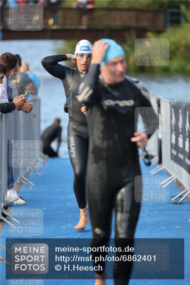 25.08.2024 - Elbe Triathlon Hamburg H.Heesch http://msf.ph/oto/6862401 25.08.2024 09:19:21 Schwimmen 214, 358, 366, 373, 376, 383, 397, 398, 400, 407, 431, 528 meine-sportfotos.de