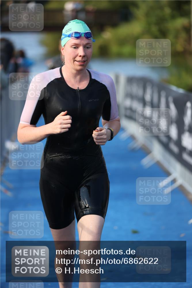 25.08.2024 - Elbe Triathlon Hamburg H.Heesch http://msf.ph/oto/6862622 25.08.2024 09:29:58 Schwimmen 451, 452, 463, 506, 508, 534, 548, 553 meine-sportfotos.de