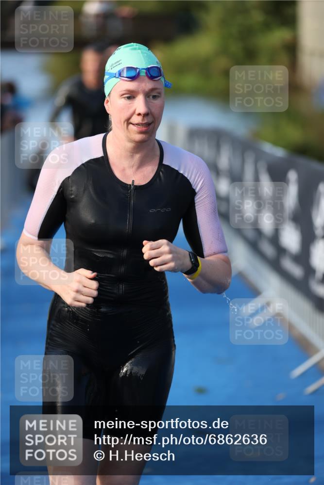 25.08.2024 - Elbe Triathlon Hamburg H.Heesch http://msf.ph/oto/6862636 25.08.2024 09:29:58 Schwimmen 451, 452, 463, 506, 508, 534, 548, 553 meine-sportfotos.de