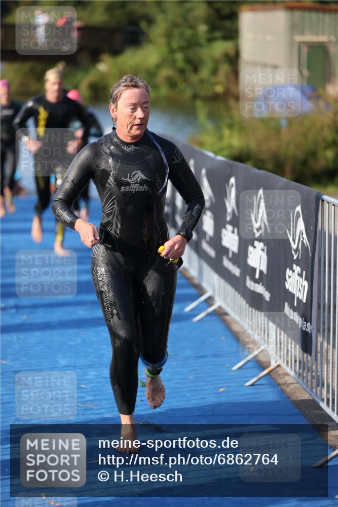 25.08.2024 - Elbe Triathlon Hamburg H.Heesch http://msf.ph/oto/6862764 25.08.2024 09:30:08 Schwimmen 451, 452, 463, 470, 506, 508, 515, 534, 548, 553 meine-sportfotos.de